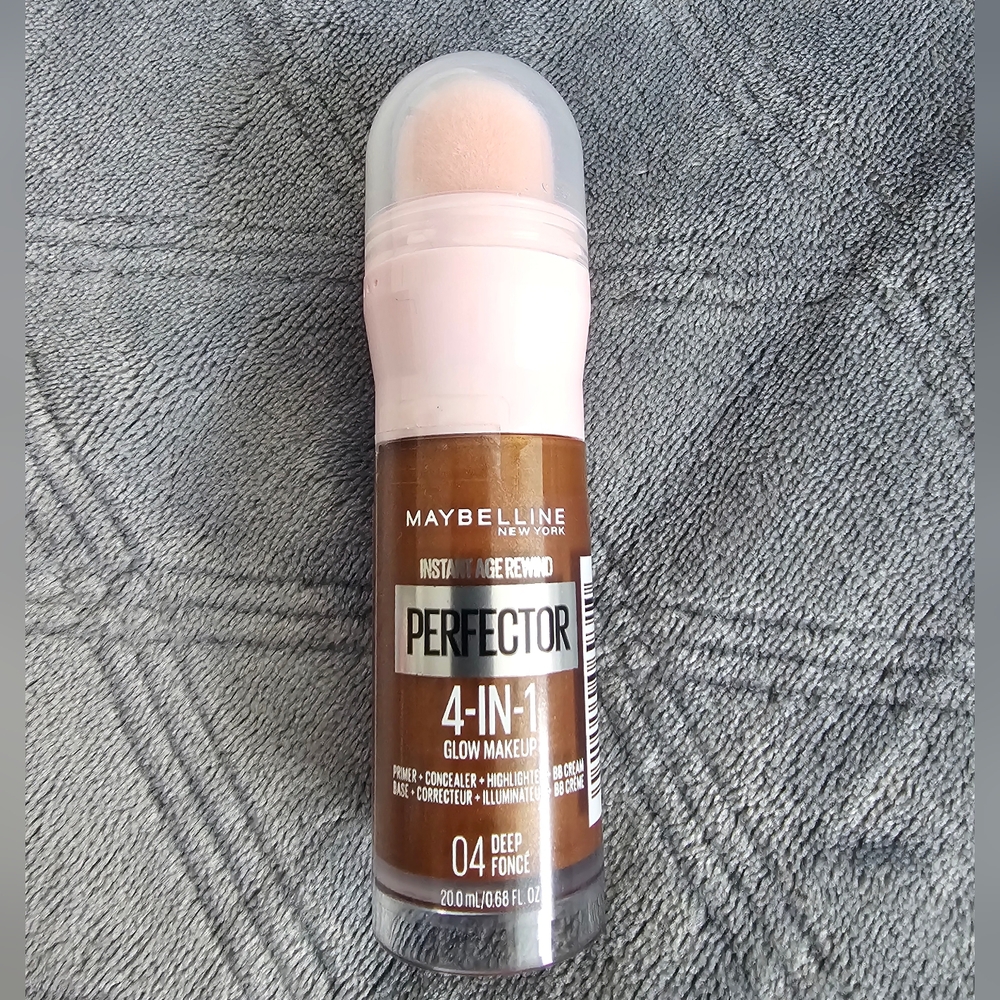 MAYBELLINE Instant Age Rewind PERFECTOR 4-in-1 Glow Makeup, Deep